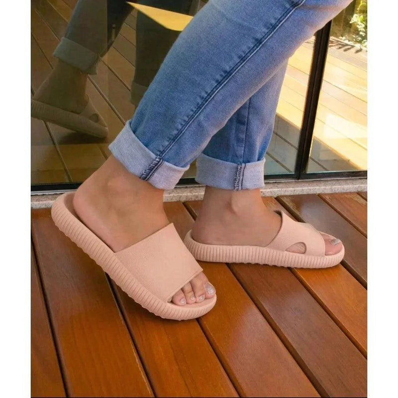 Chinelo nuvem